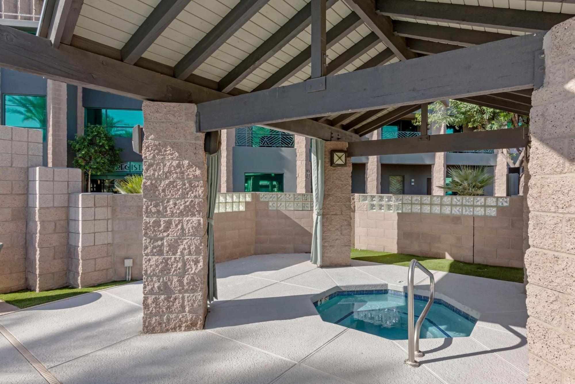 Best Western Plus Sundial Scottsdale Dış mekan fotoğraf