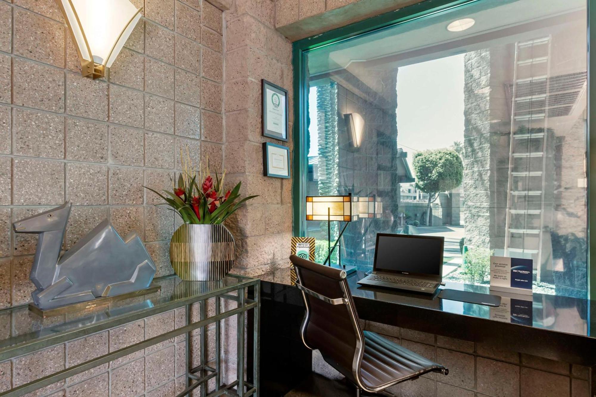 Best Western Plus Sundial Scottsdale Dış mekan fotoğraf